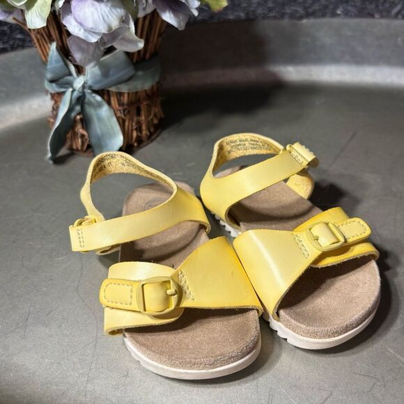 Other - Kids Wonder Nation Yellow Velcro Closure Shoes Size 4 EPC Build a Bundle!